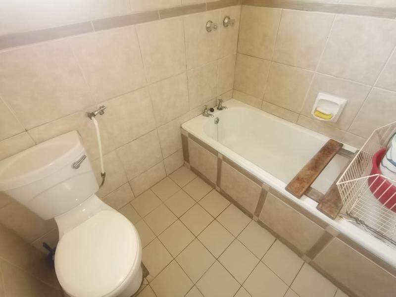 3 Bedroom Property for Sale in Pacaltsdorp Western Cape